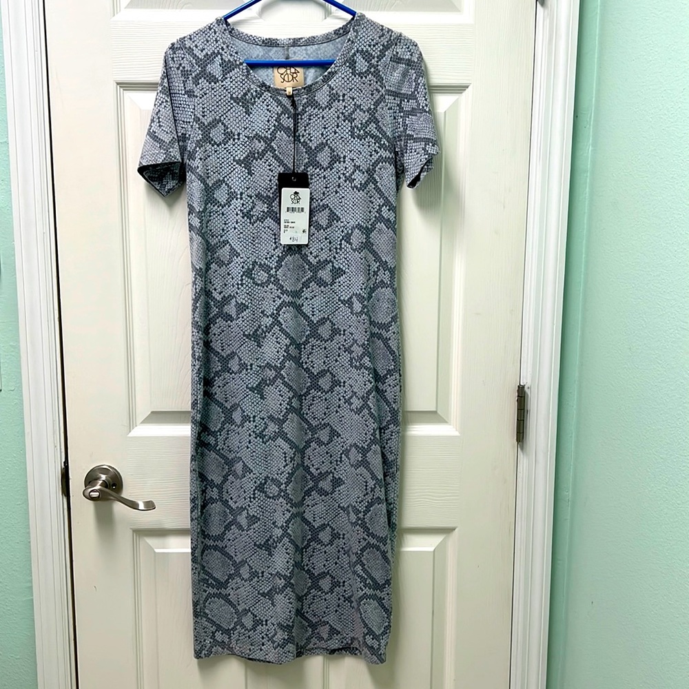 Cha Sor new with tags fitted dress